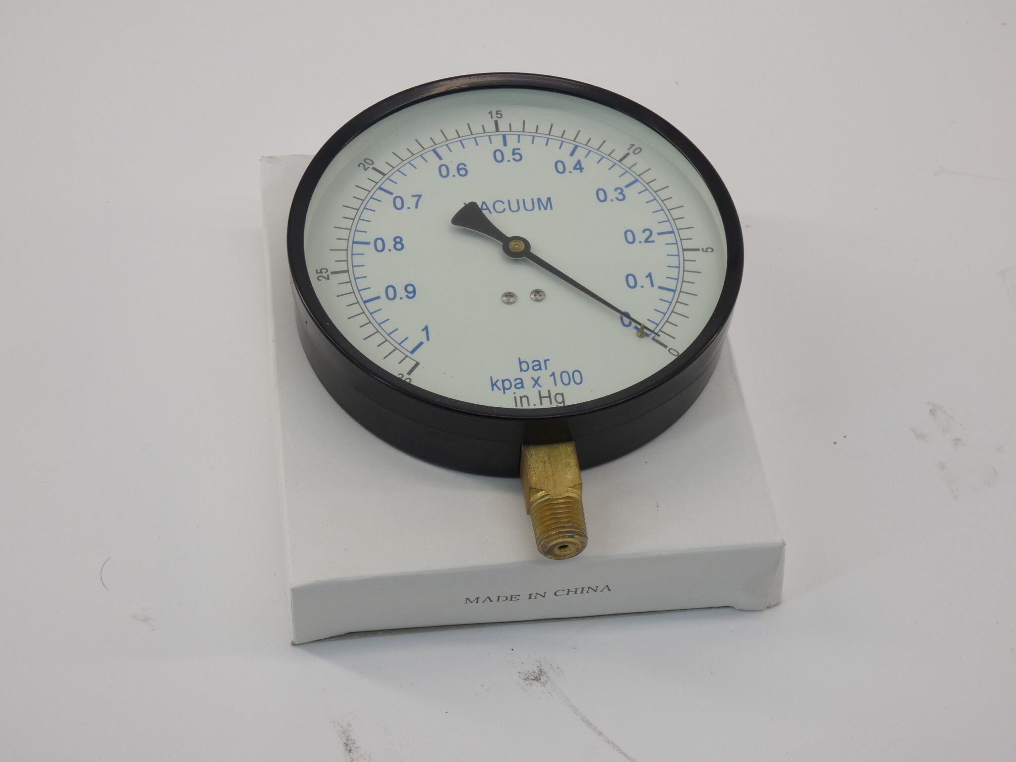 98601613 Vacuum Pressure Gauge 4.5" Face Dial 30 inHg Vac To 0, 1/4" NPT Bott...