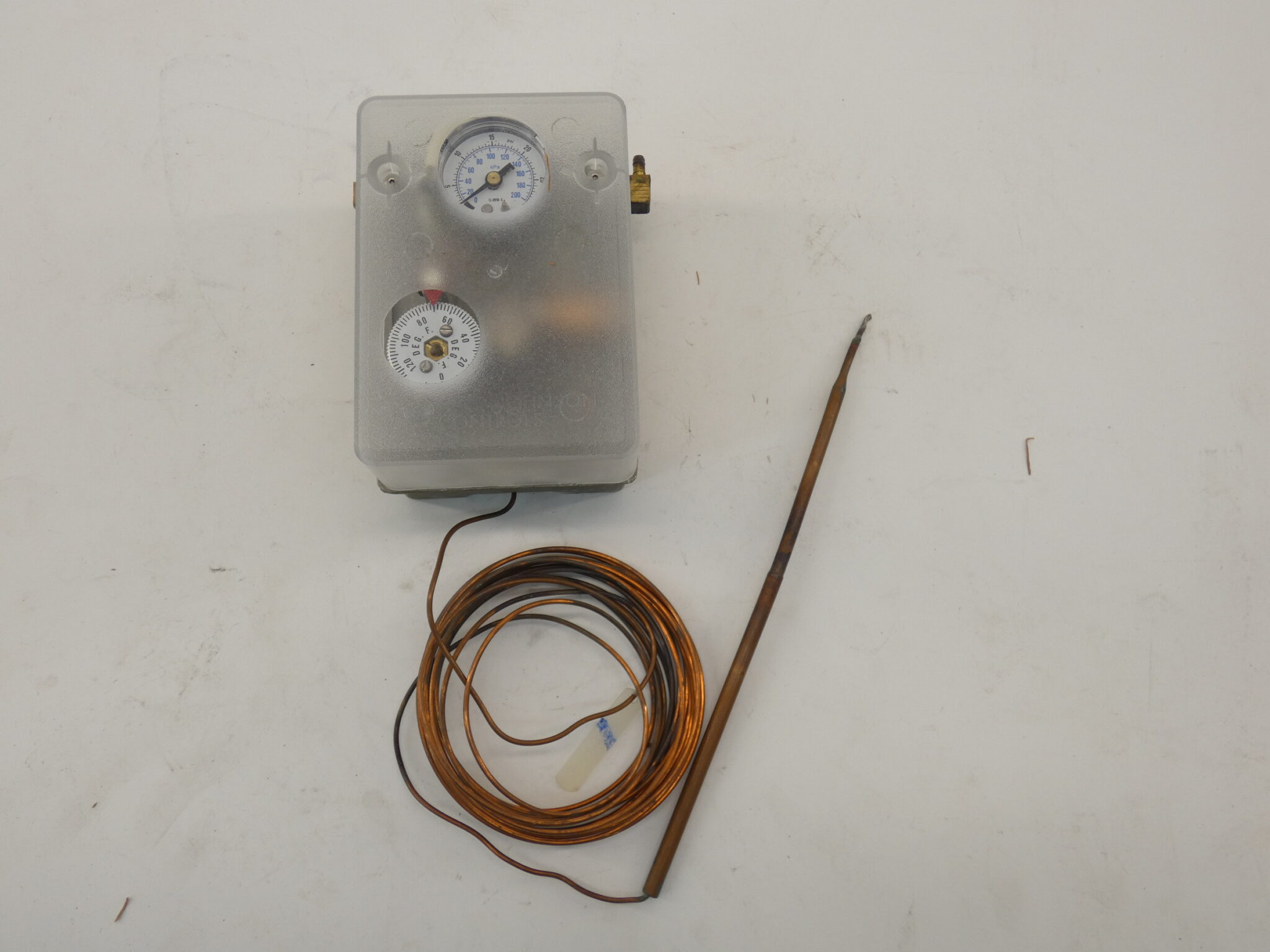 Johnson Controls T80003 Proportional Action Thermostat GPM Surplus
