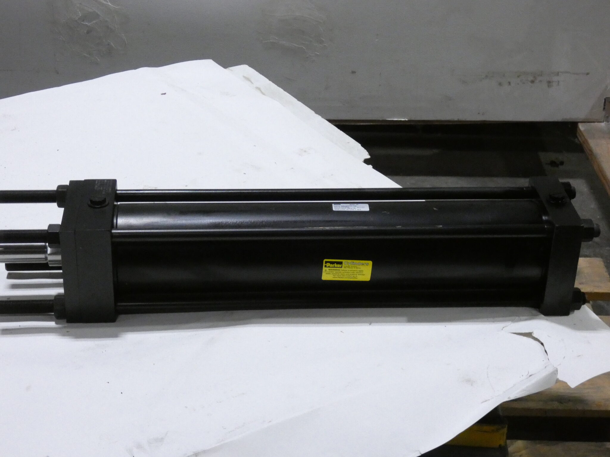 Parker Hydraulic Cylinder 5″ Bore 24″ Stroke 3000 PSI GPM Surplus