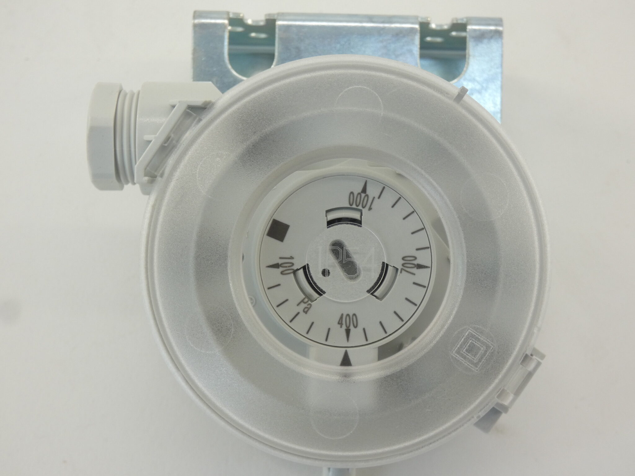 Siemens QBM8110 Differential Pressure Switch 5000Pa GPM Surplus