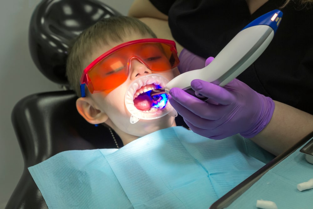 The Pros and Cons of Using Laser Therapy in Dentistry