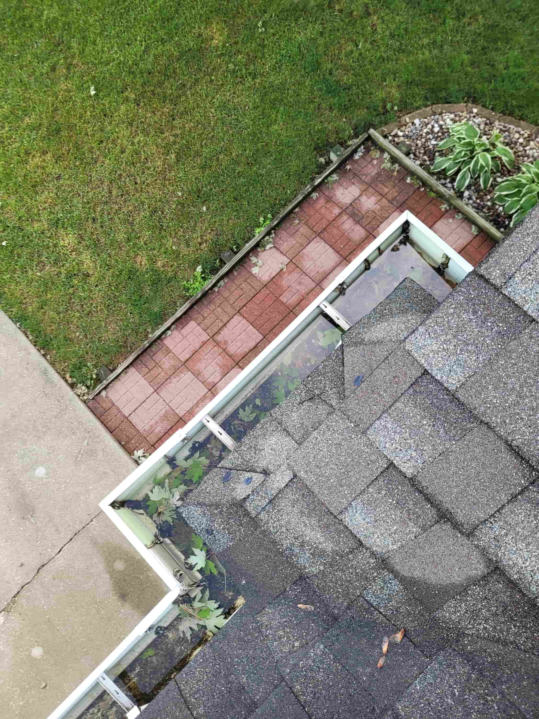 roof and gutter cleaning near me