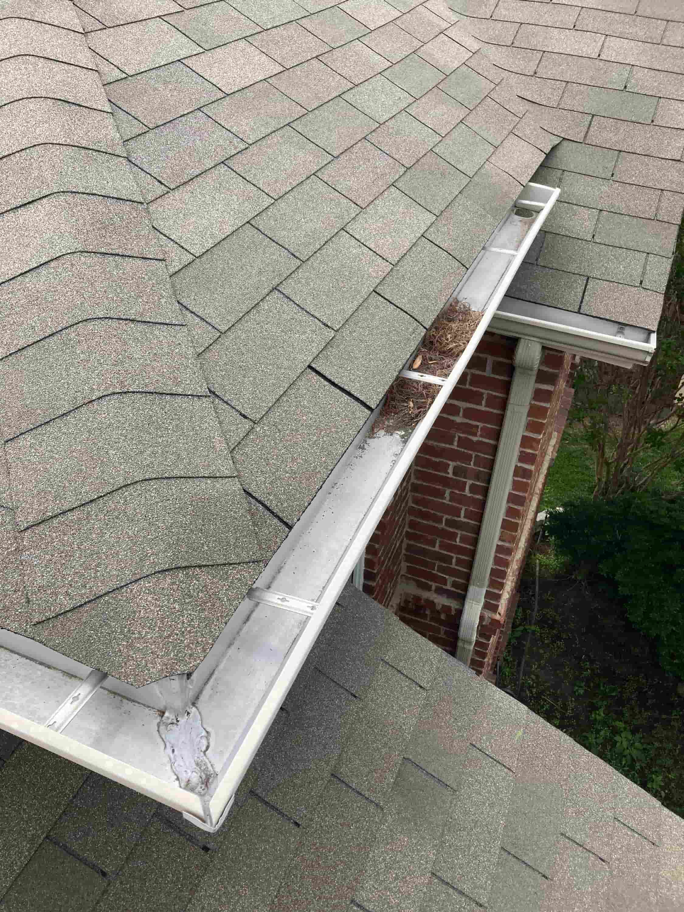 cleaning eaves of roof