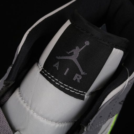 Air Jordan 1 Mid Grey Volt AJ1 1 554724072