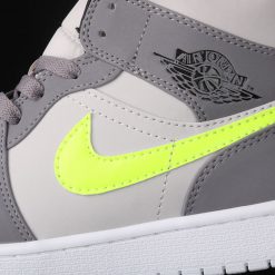 Air Jordan 1 Mid Grey Volt AJ1 1 554724072