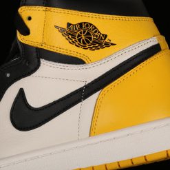 Air Jordan 1 Retro High OGYellow ToeAJ1 1 AR1020700