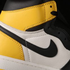 Air Jordan AJ1 Retro High OGYellow ToeAJ1 1 AR1020700