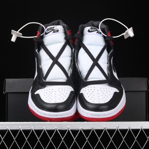 Air Jordan AJ1 Satin WMNSBlack Toe AJ11 CD0461016