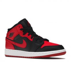 AIR JORDAN 1 MID BANNED