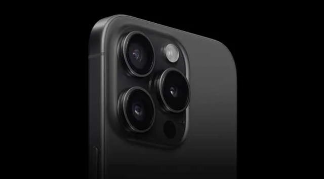 iPhone-15-Pro---Lenses
