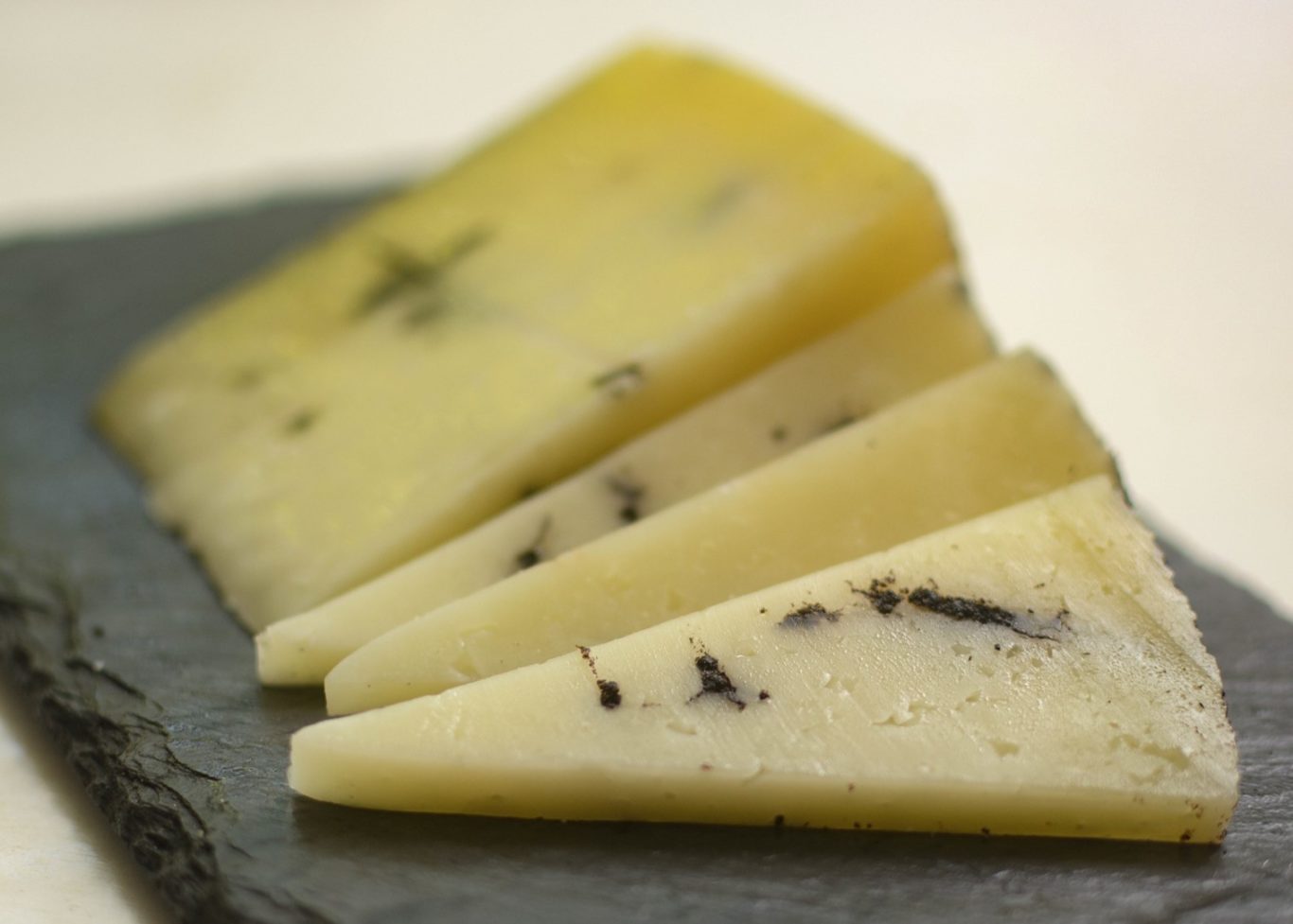 Spanish Cheeses w Truffle Bundle Truffle, Paprika & More Free Shipping