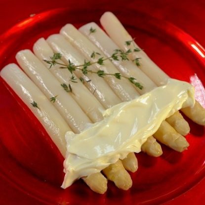 Premium white asparagus with mayonnaise Spanish Tapa