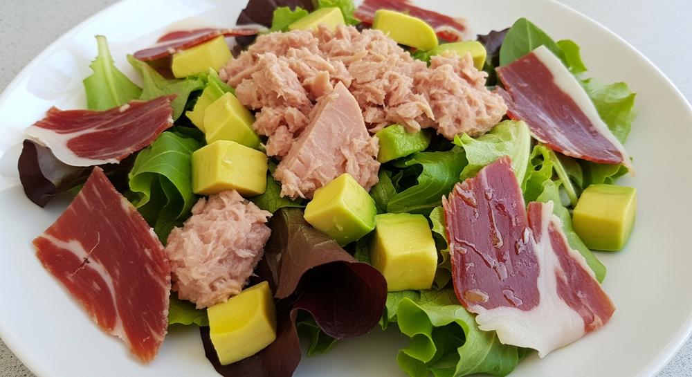 ventresca_avocado_patanegra_salad