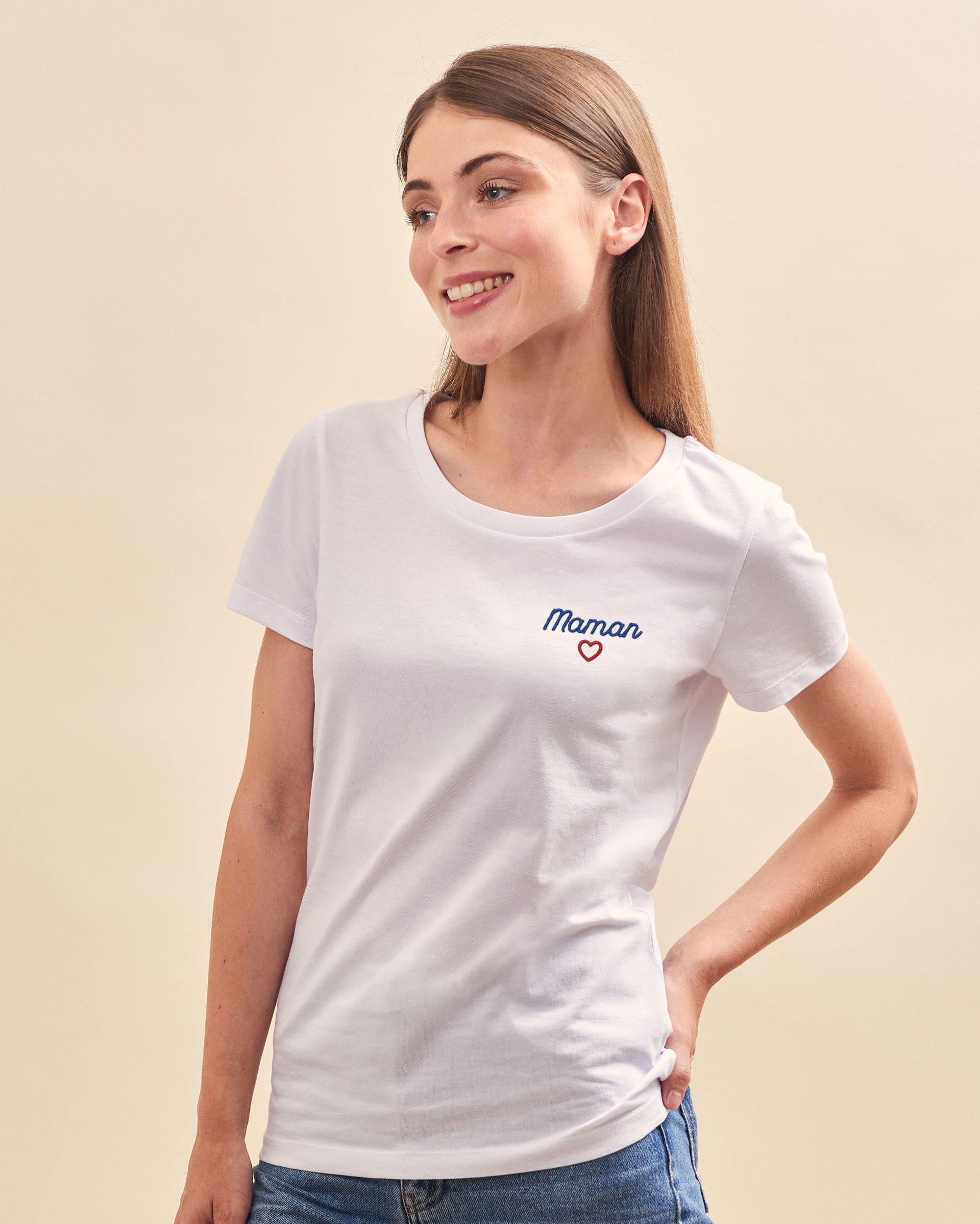 White Embroidered T-shirt For Women Personalized T-shirt For Women Customizable T-shirt Mom Gift Personalized Mother's Day Gift