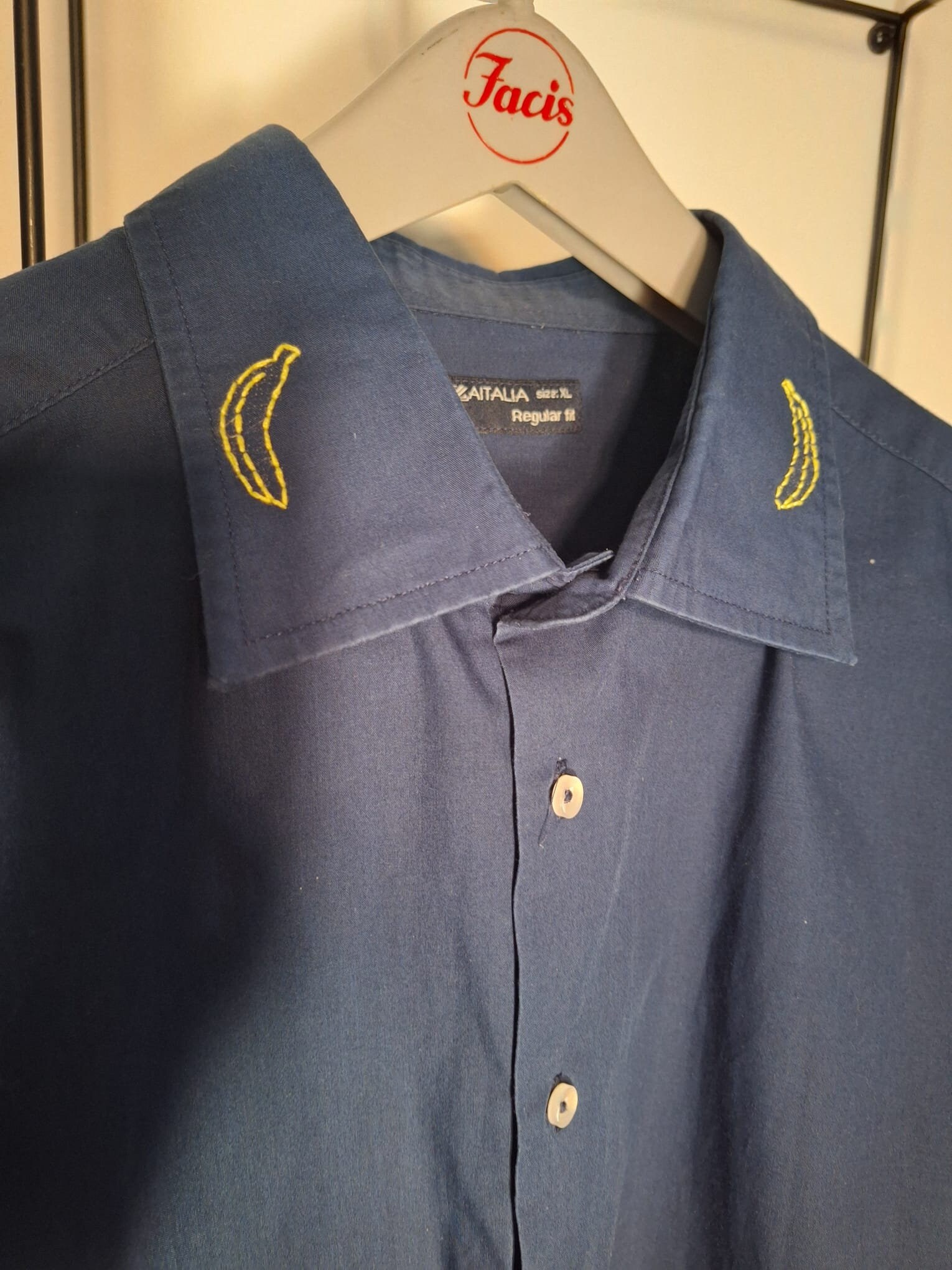 Unique Hand-embroidered Second-hand Blue Shirt Size Xl Regular Fit – Perfect Condition