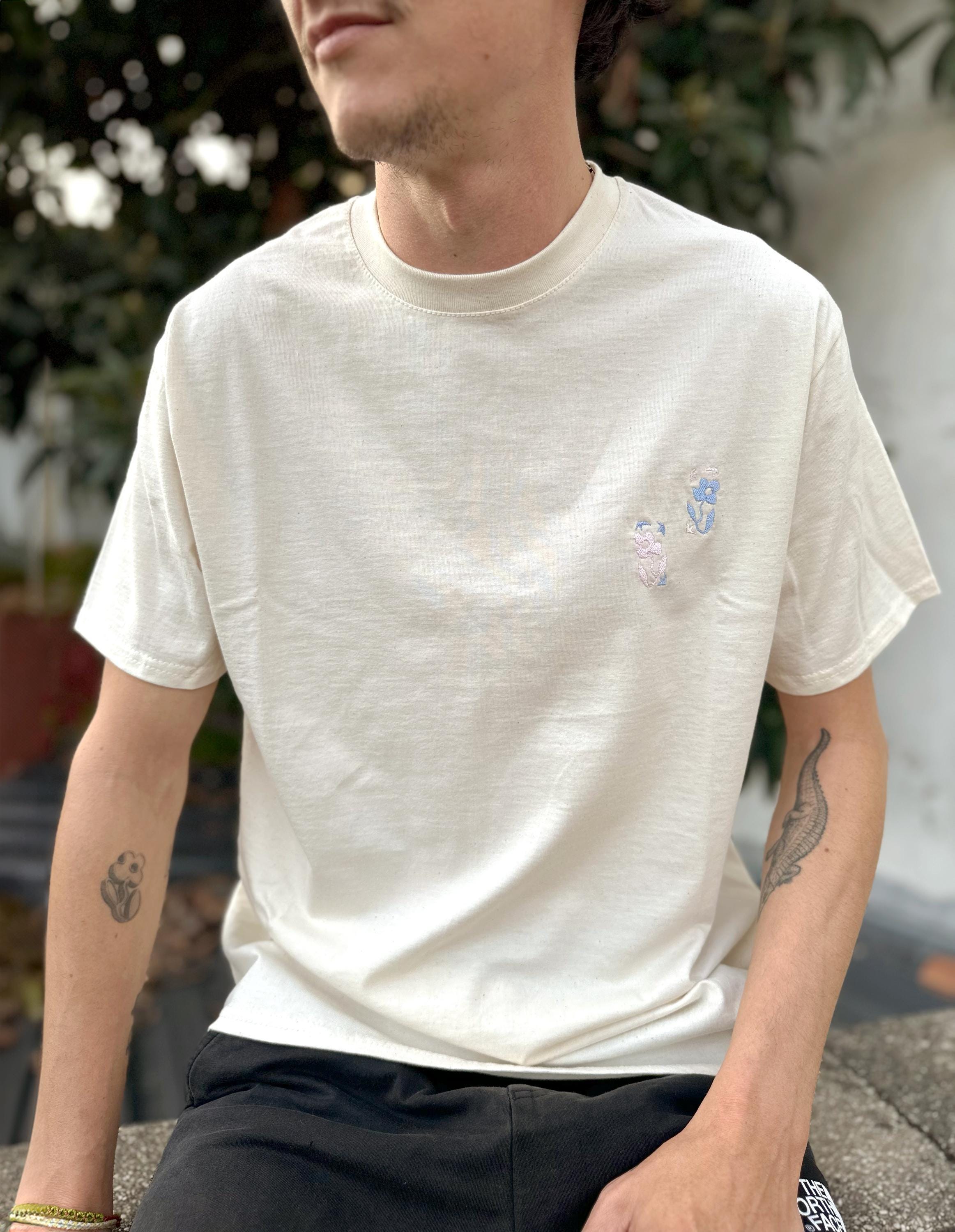 Beige Natural Cotton T-shirt Embroidered With Personal Design Double Fleurs