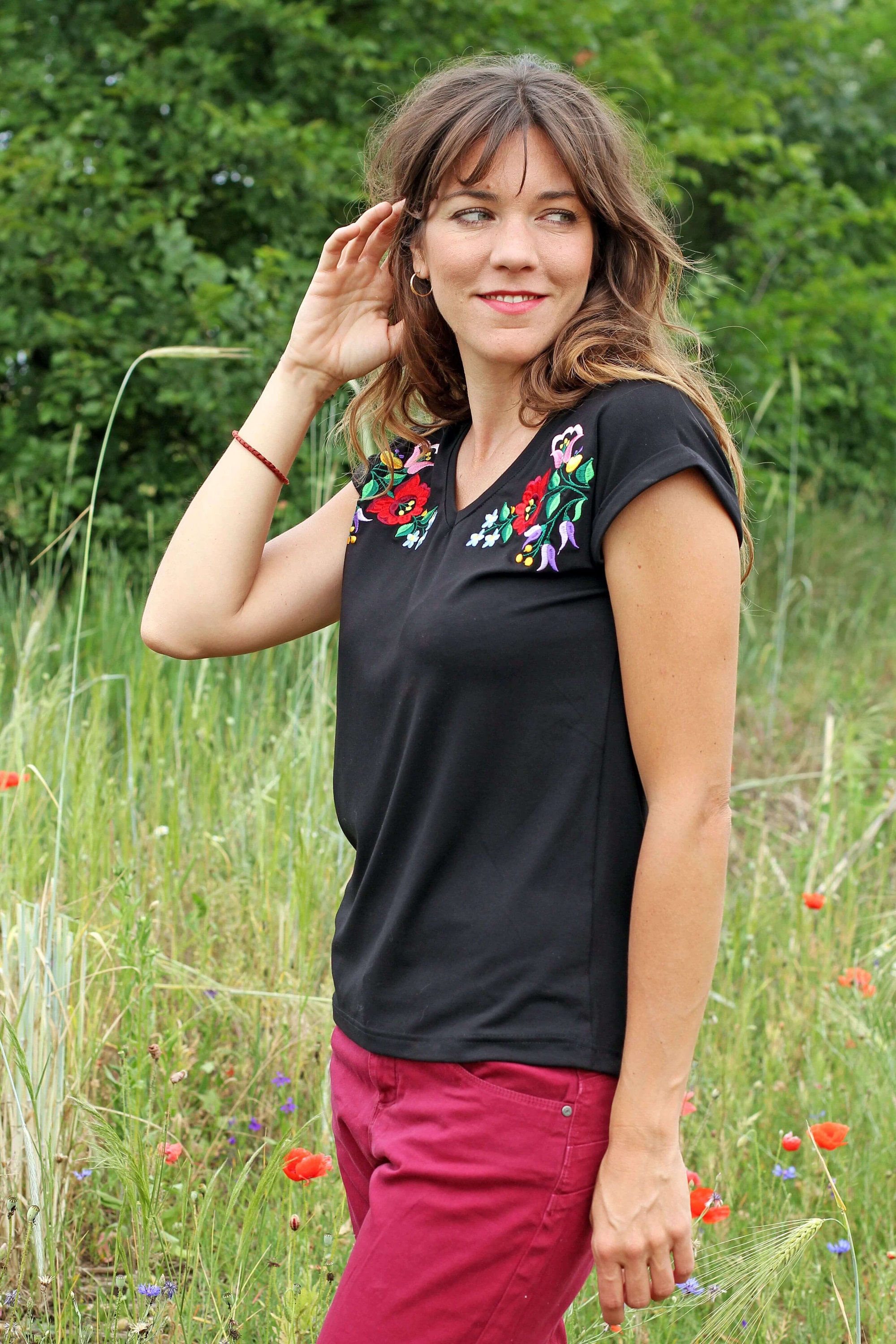 Loose Fit Embroidered Hungarian Folk Art Kalocsai Short Sleeve Shirt From Hungary-black