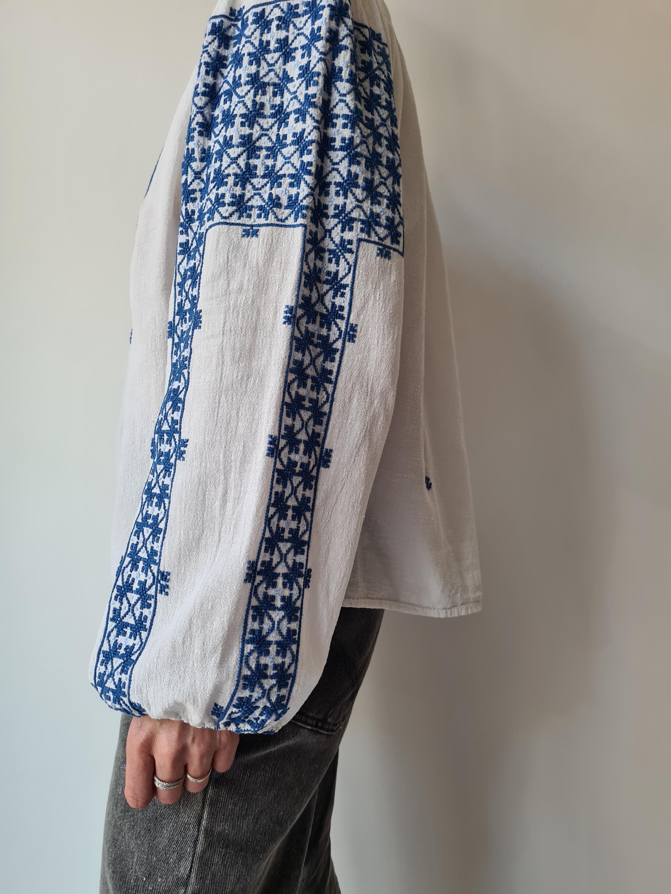 Ml Vintage Romanian Folklore Embroidered Cotton Blouse