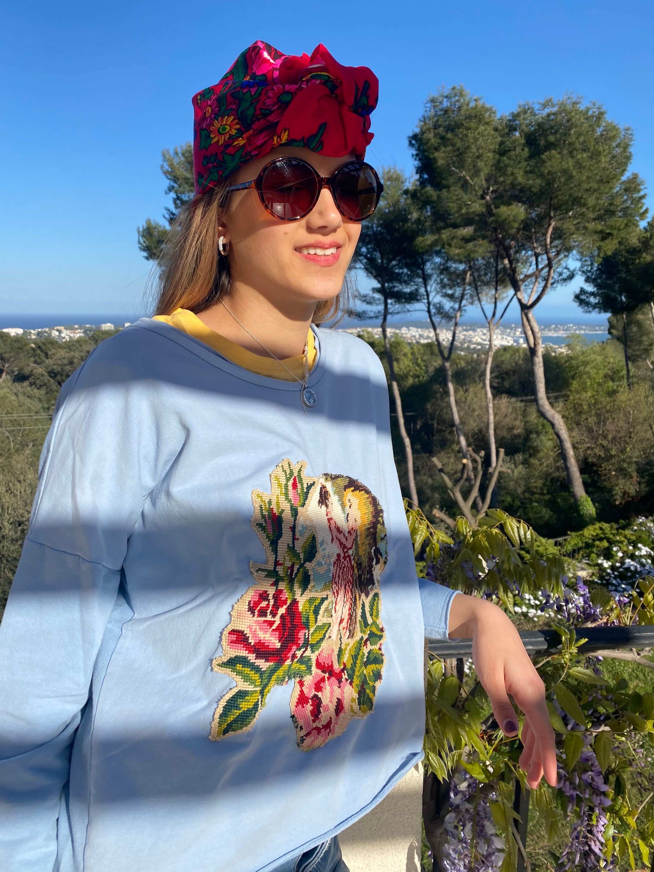 Embroidered Sweatshirt