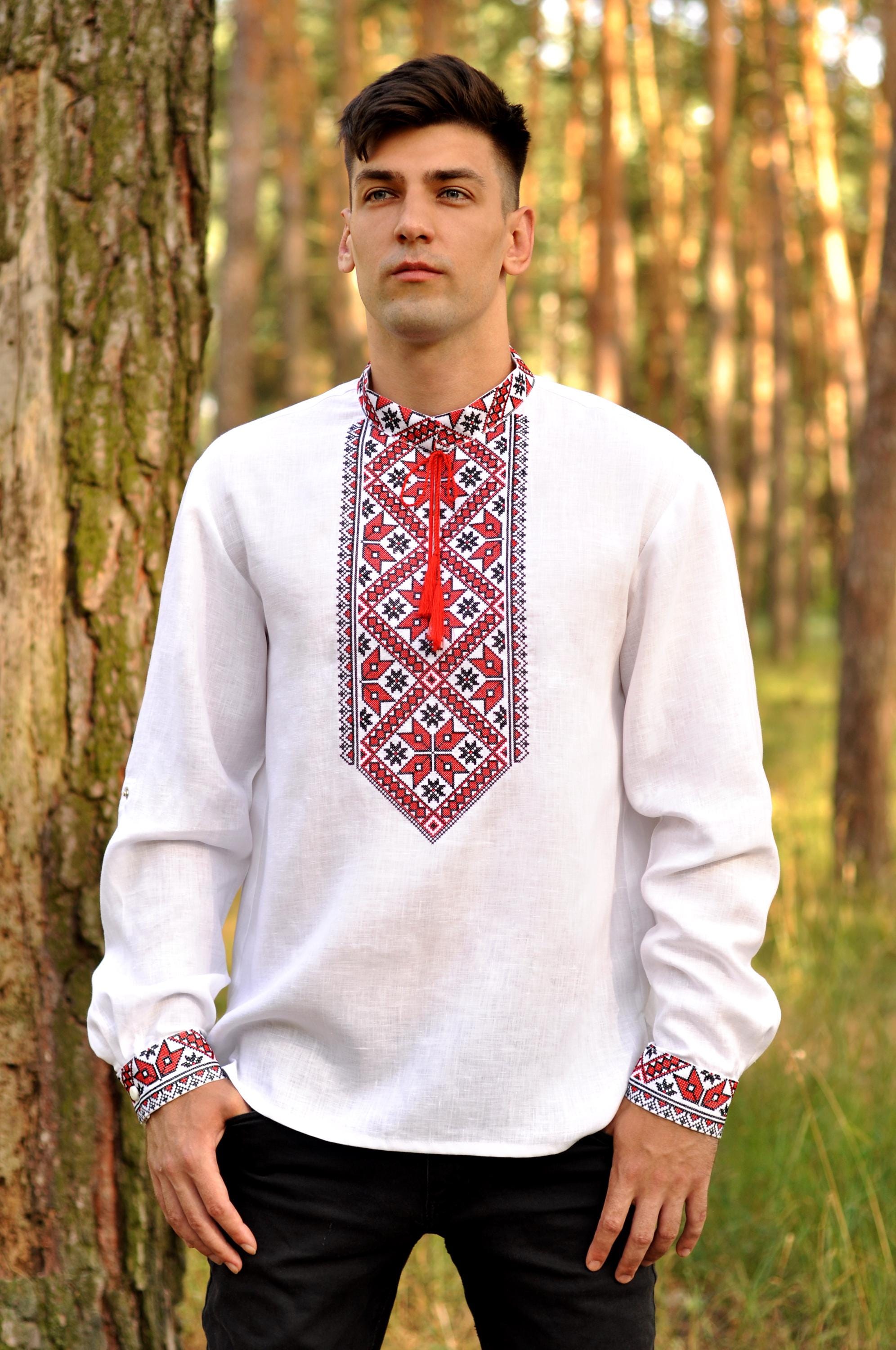 Men's Embroidered Shirt In White Linen With Red And Black Embroidery