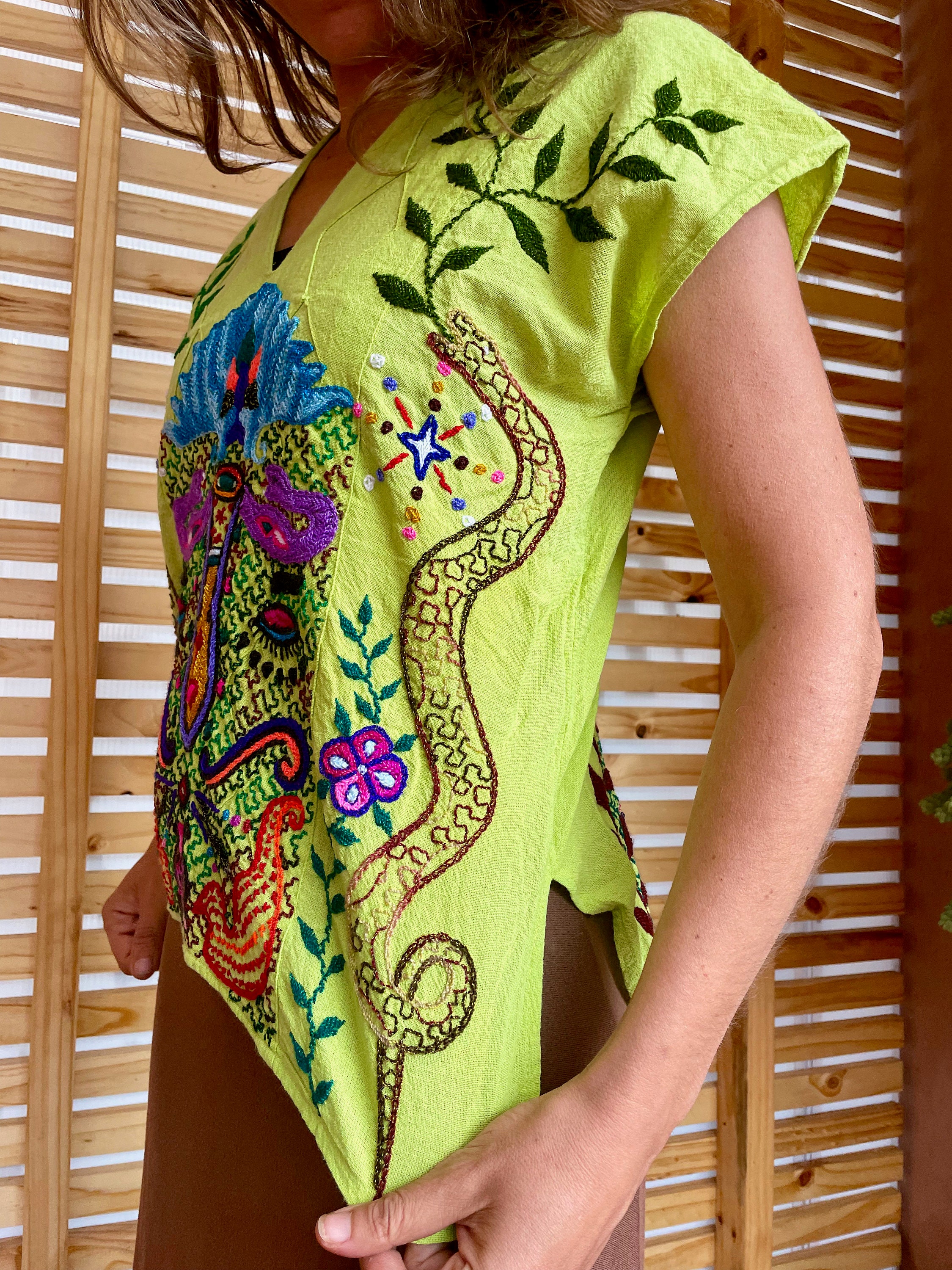 Feminine Power – Unique Shipibo Embroider Shirt For Women