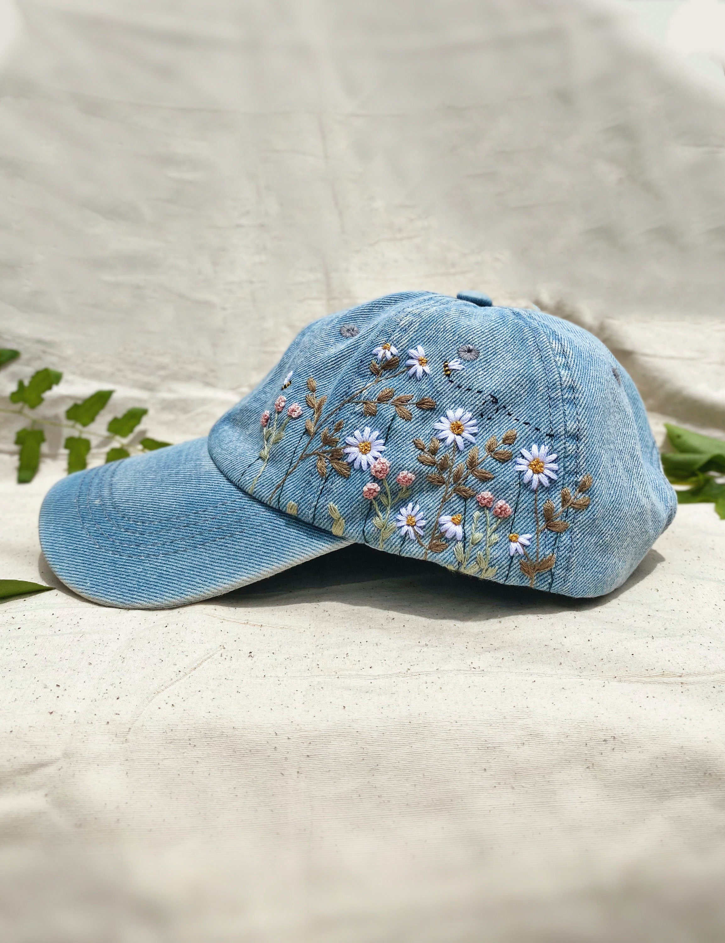 Hand Embroidery White Daisy And Bee Hat Wildflowers Embroidered Hat Personalized Baseball Cap Vintage Embroidered Floral Hat For Woman