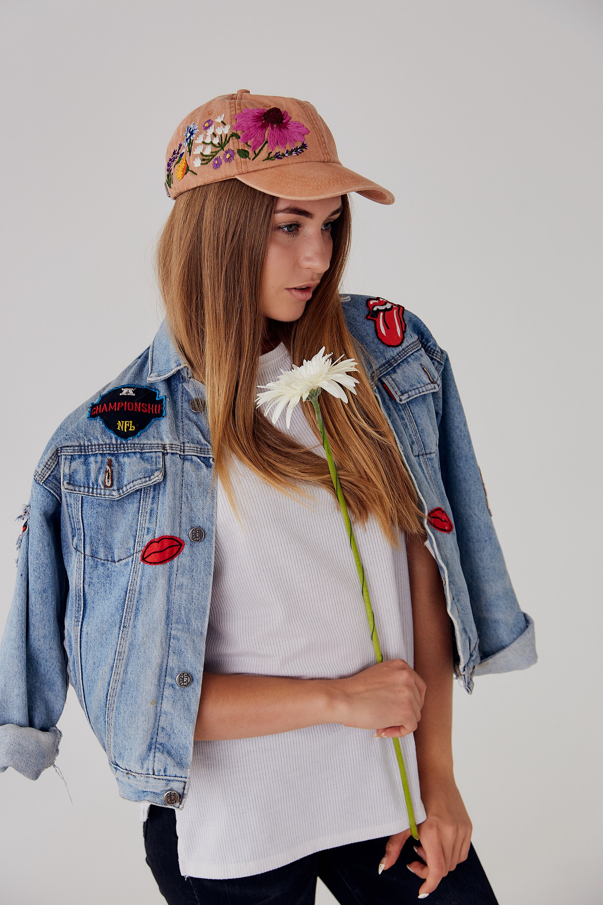 Hand Embroidered Hiking Hat Floral Design Baseball Hat For Women Custom Hat For Girls Embroidered Flowers Hat With Custom Embroidery Design