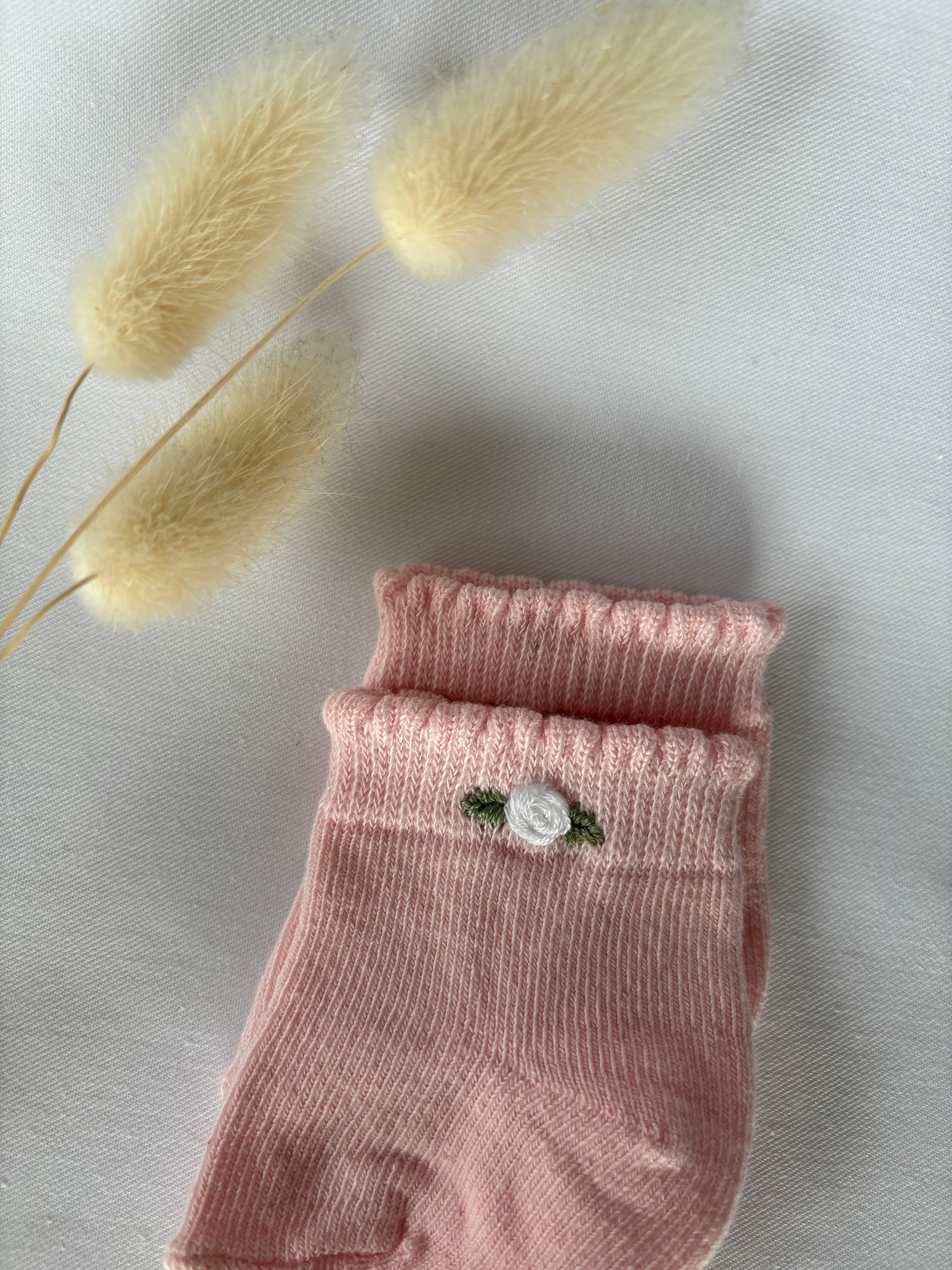 Hand-embroidered Cute Rose Flower Pair Of Light Pink Baby Socks New-born Gift Baby Shower New Mom Baby Girl