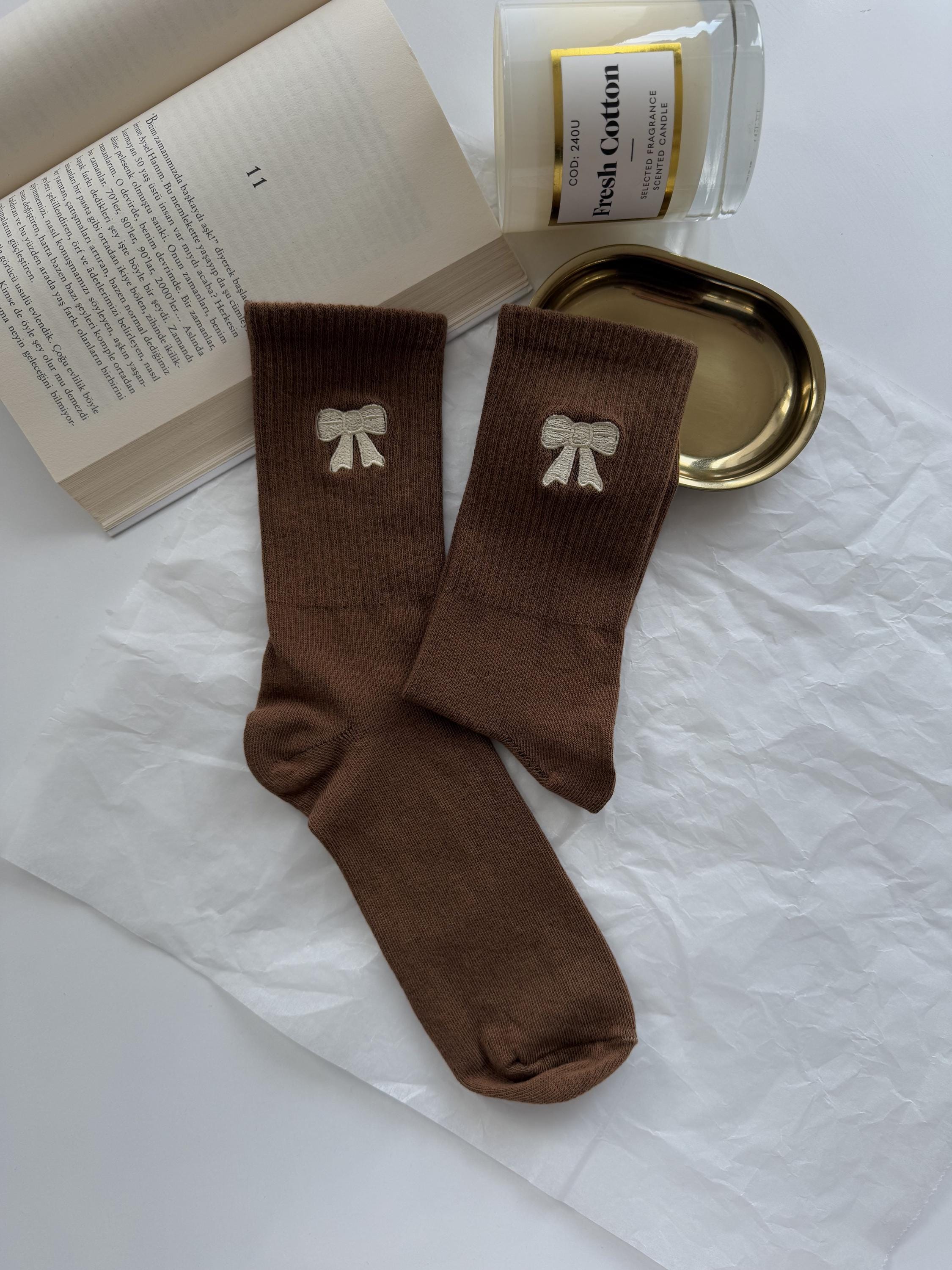 3 Pairs Bow Tie Embroidered Socks Set Embroidered Unisex Cotton Crew Socks Embroidered Socks Stylish Embroidery Sock Birthday Gift
