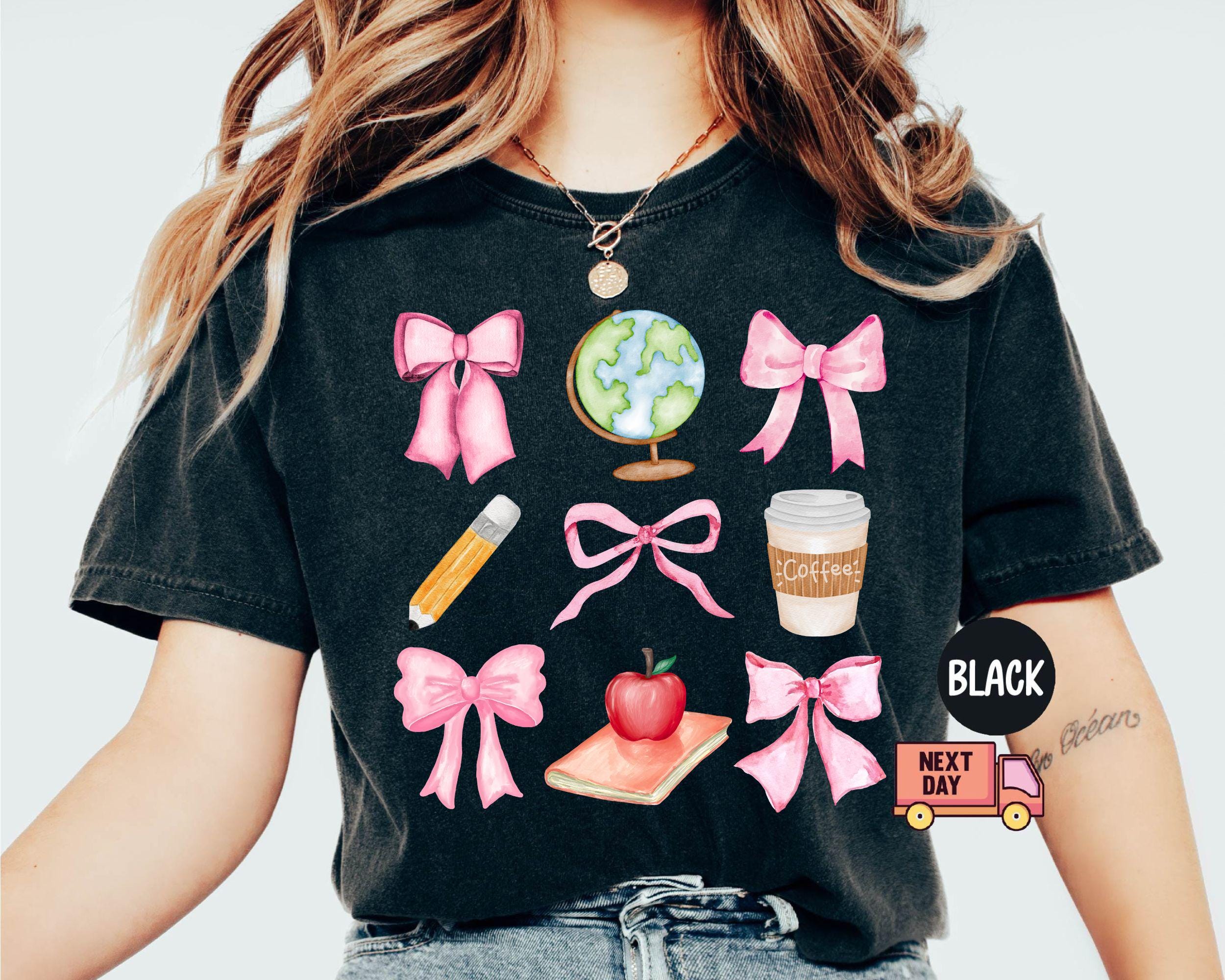Comfort Colorscustom Teacher T-shirt With Pink Bows Coquette Crewneck Back To School Shirtmrs Teacher Appreciation Gift Preppy Teach Tee