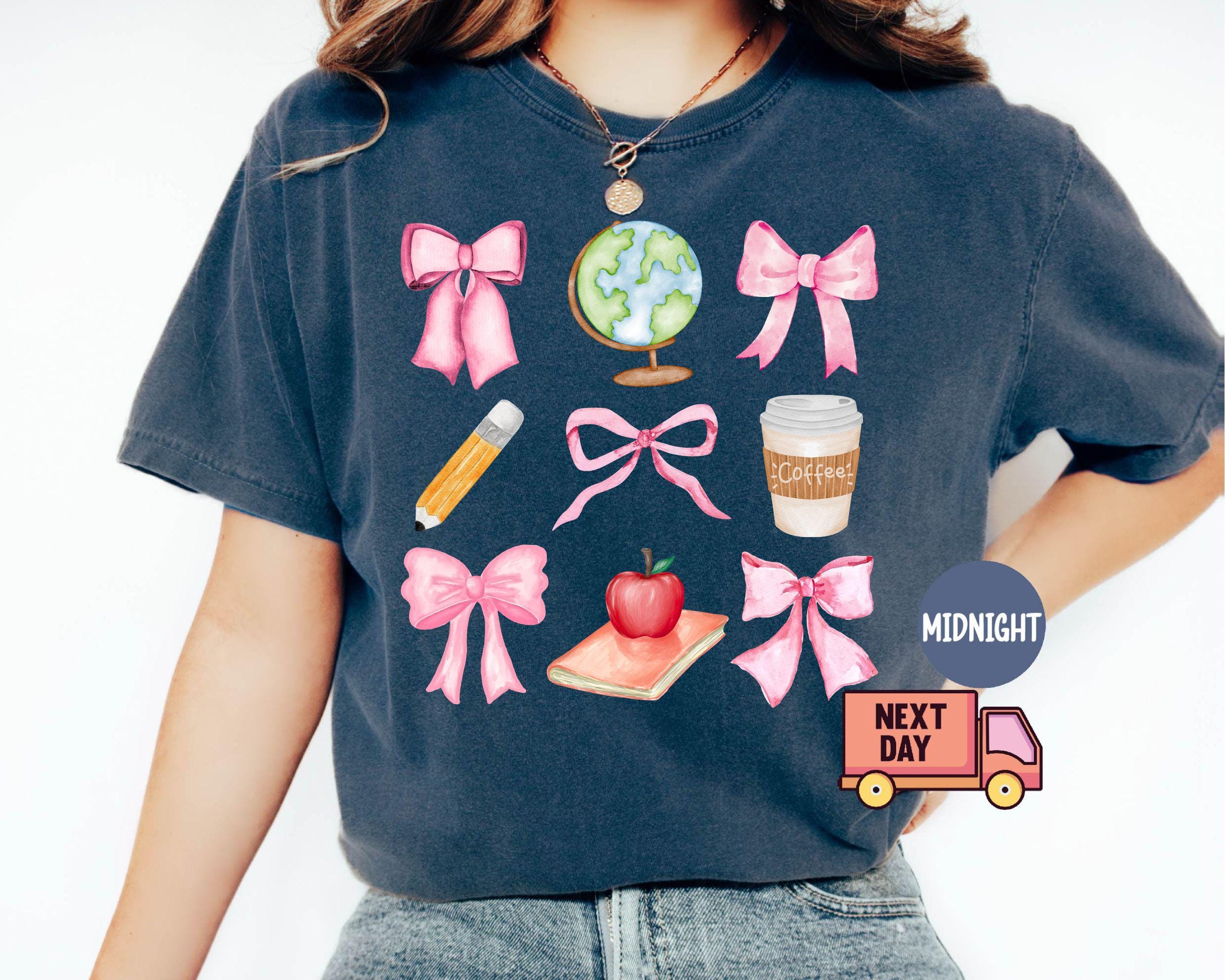 Comfort Colorscustom Teacher T-shirt With Pink Bows Coquette Crewneck Back To School Shirtmrs Teacher Appreciation Gift Preppy Teach Tee