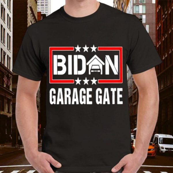 biden garage gate T-Shirt