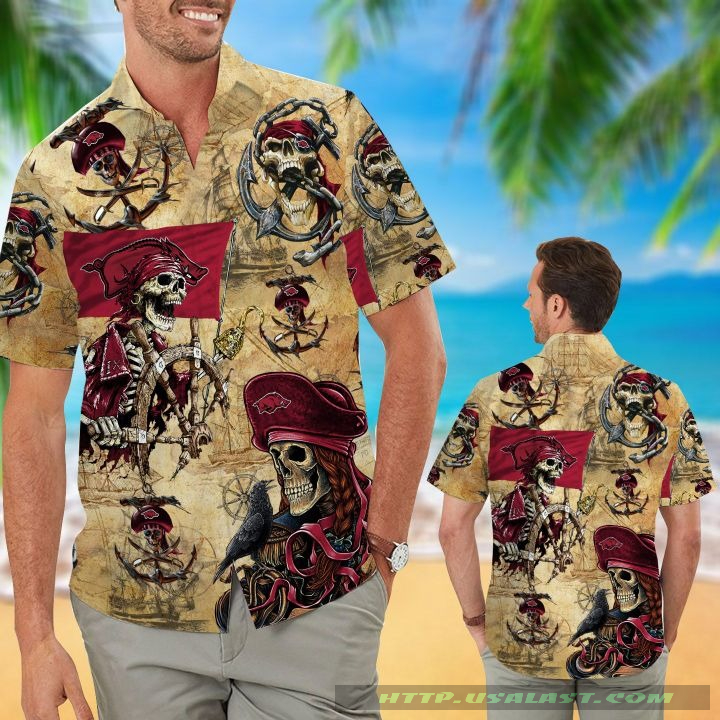 Arkansas Razorbacks Minnie Mouse Aloha Hawaiian Shirt