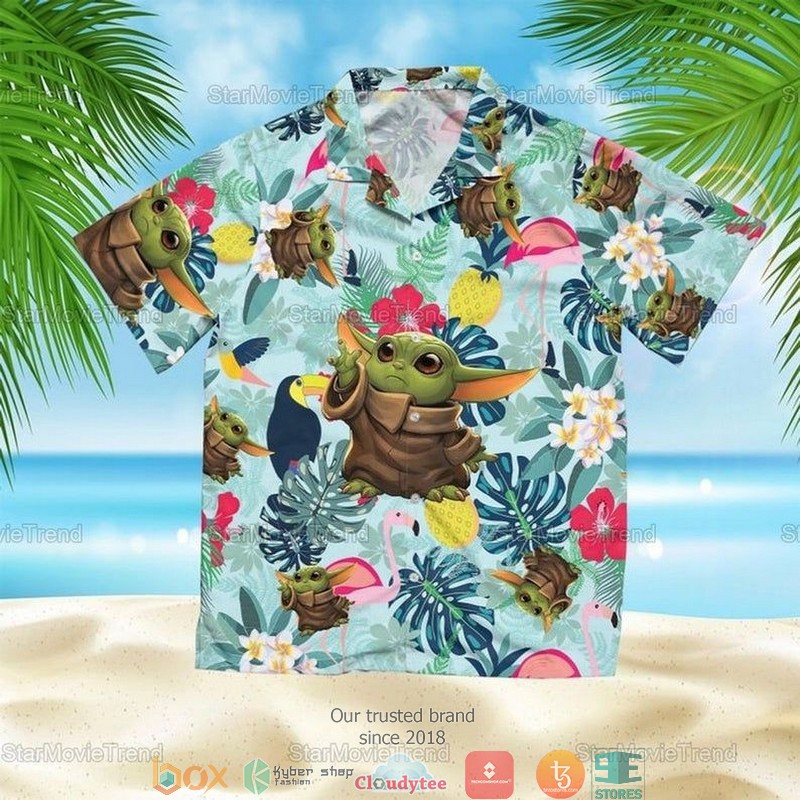 Baby Yoda hug Wendy’s Hawaiian shirt