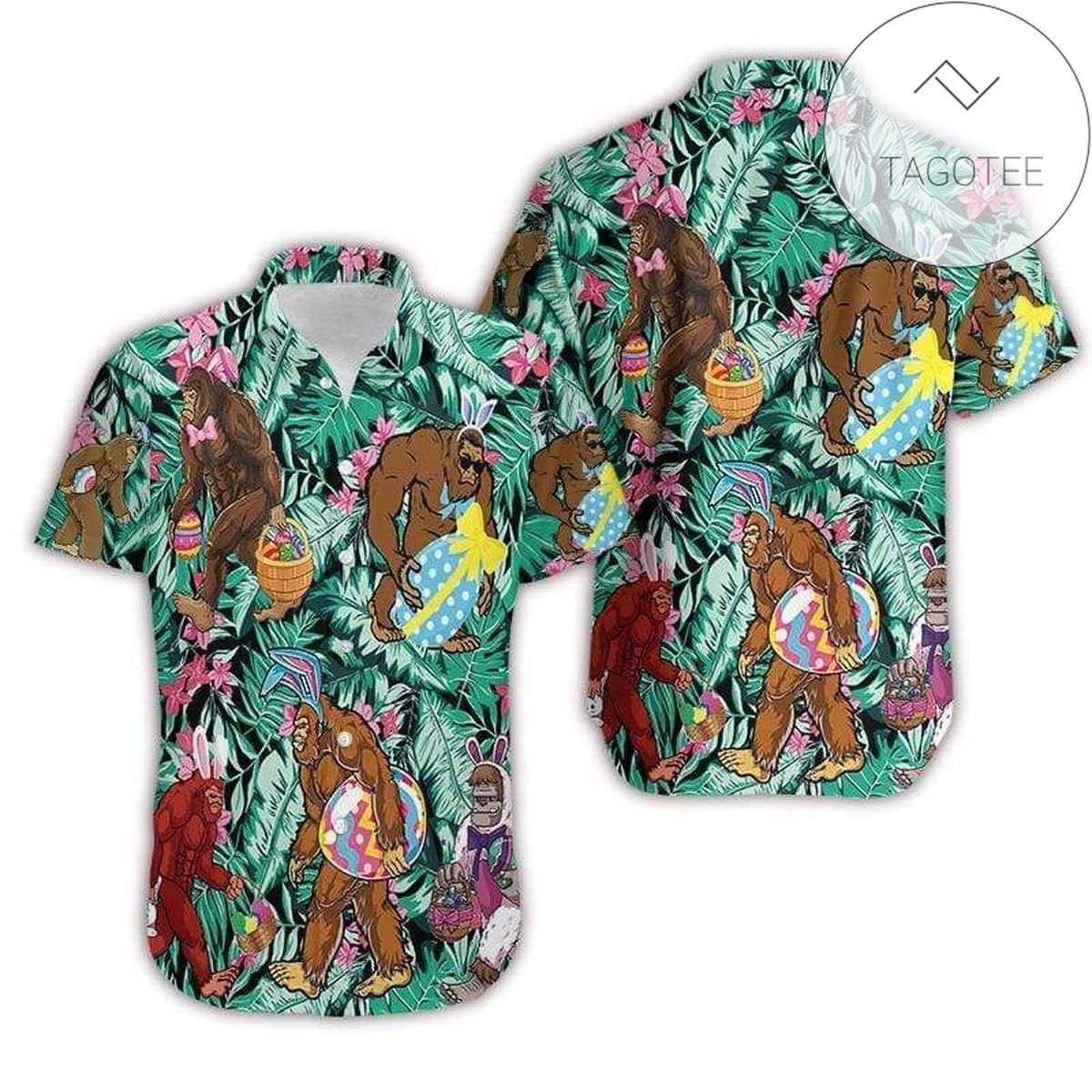 Bigfoot For Christmas Hawaiian Shirt