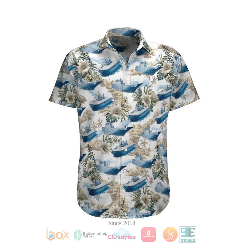 Canberra-class landing helicopter dock Royal Australian Navy Hawaiian Shirt, Short