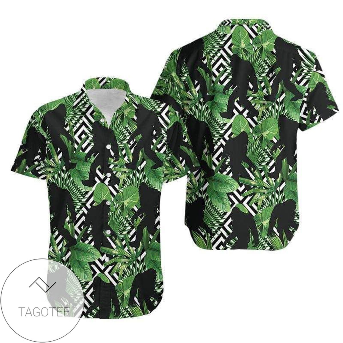 Find Bigfoot In The Halloween Night 2022 Authentic Hawaiian Shirts