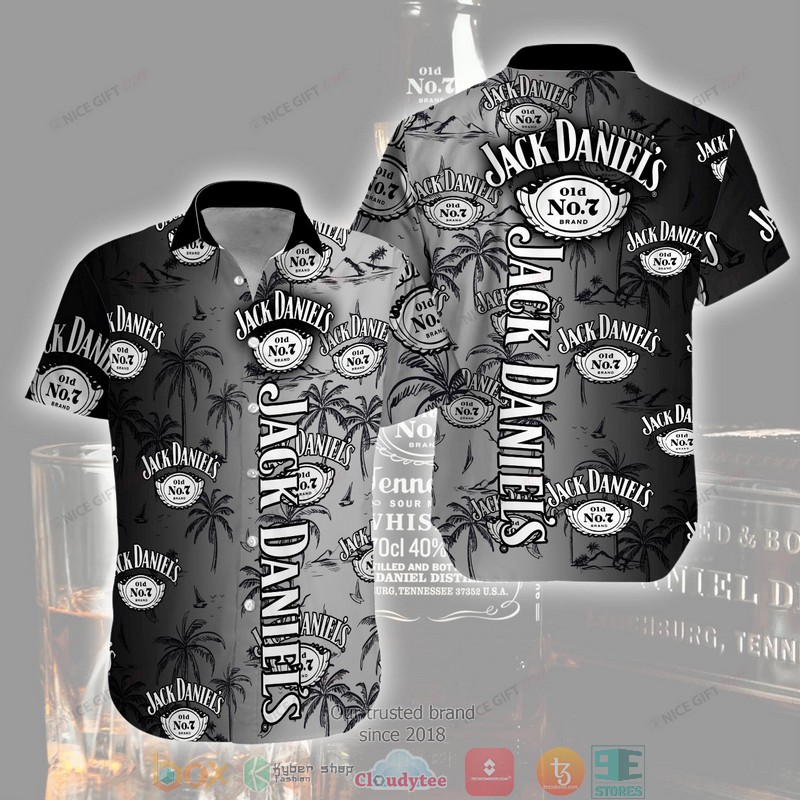 Jack Daniel’s Hibiscus Black Hawaiian Beach Short