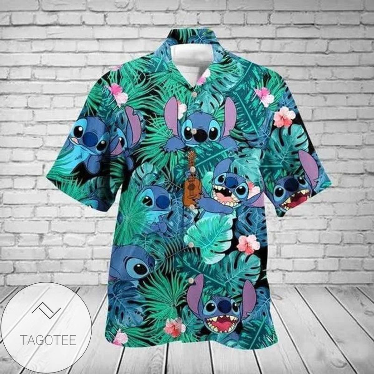 Lilo and Stitch cute II Graphic Print Short Sleeve Hawaiian Shirt