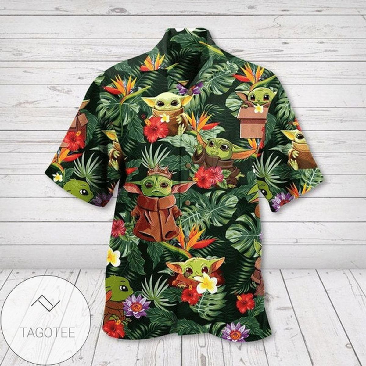 Star Wars Baby Yoda Hawaiian IX Graphic Print Short Sleeve Hawaiian Casual Shirt