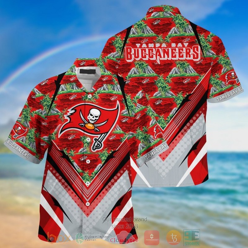 Tampa Bay Buccaneers NFL palm tree Hawaiian Shirt