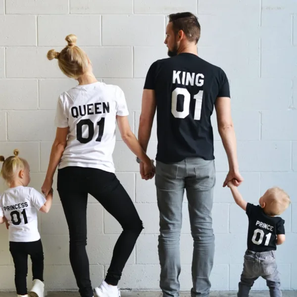 01 Father Mother Daughter Son Matching Shirts King and Queen Shirts Outfits 1