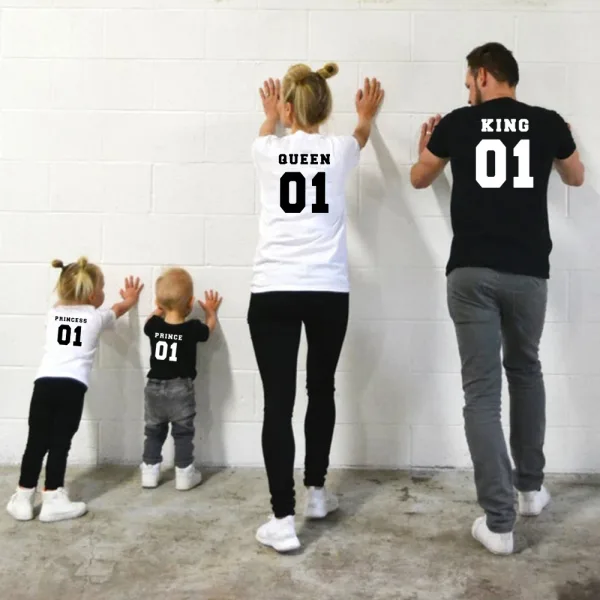 01 Father Mother Daughter Son Matching Shirts King and Queen Shirts Outfits 2