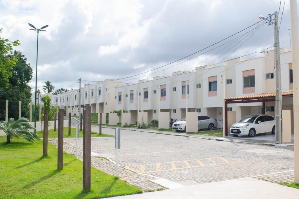 Casa duplex pronta para morar no condomínio Jardine em Parnamirim