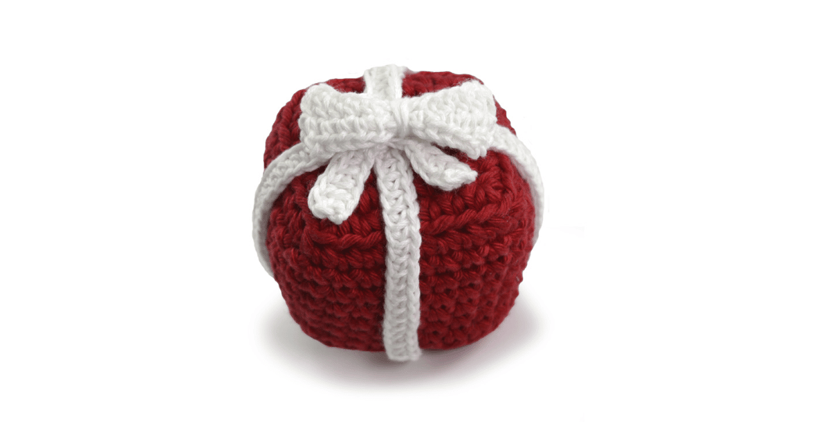 Faça o amigurumi enfeite de presente para árvore de natal: Passo a passo com gráficos