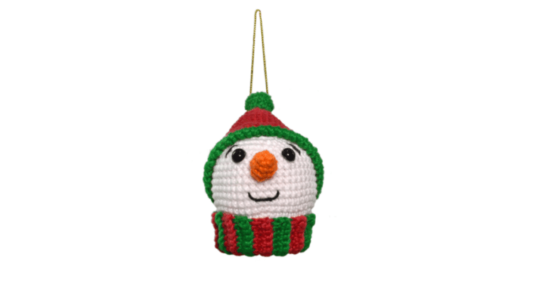 Lindo Enfeite de Boneco de Neve em Crochê