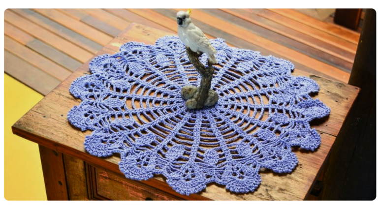 Receita de Toalha de Crochê Azul Serenity: Elegância e Suavidade para sua Casa!