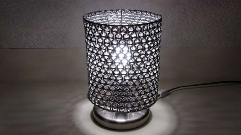 DIY: Aprenda Agora Mesmo Como Fazer Uma Luminária com Lacre de Latinha!