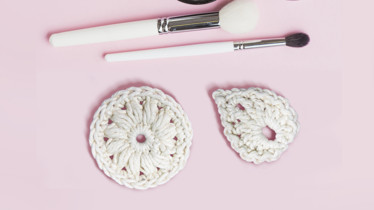 Receita Ecopad de Crochê para Aplicação de Maquiagem: Beleza Sustentável e Confortável