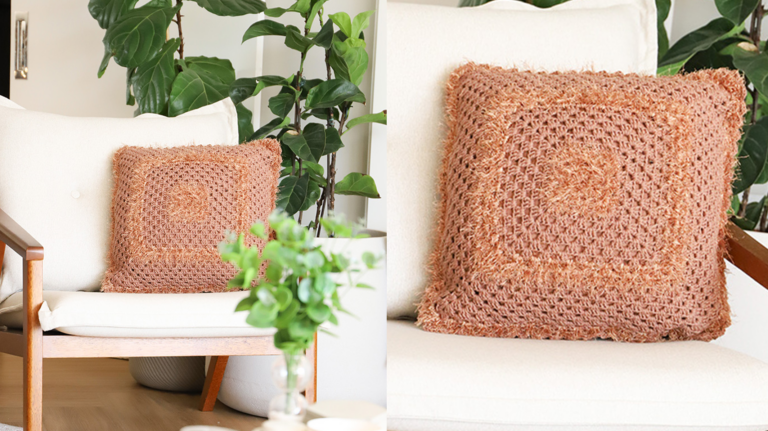 Receita Almofada de Crochê Decore Luxo Castanha: Sofisticação e Conforto para Sua Decoração